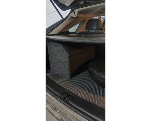 Автомобільний органайзер 50*35*35 посилений зі скошеною кришкою і перегородкою стрічка чорна