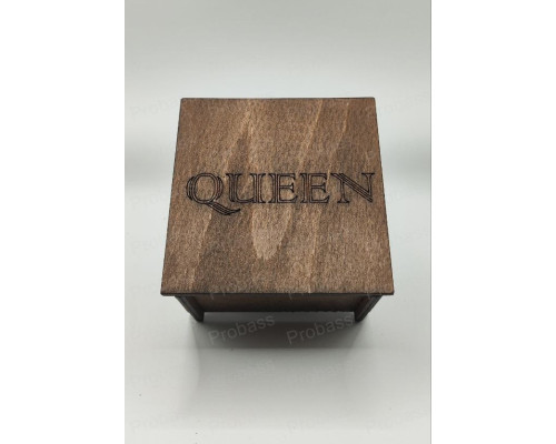 Коробка під годинник " Queen " з фанери кольором венге 10*10*6 см