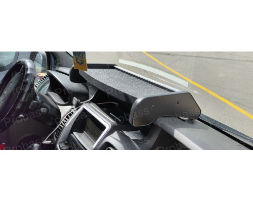 Стіл на торпеду Рено Трафік ( Renault Trafic ) 2010-2014р